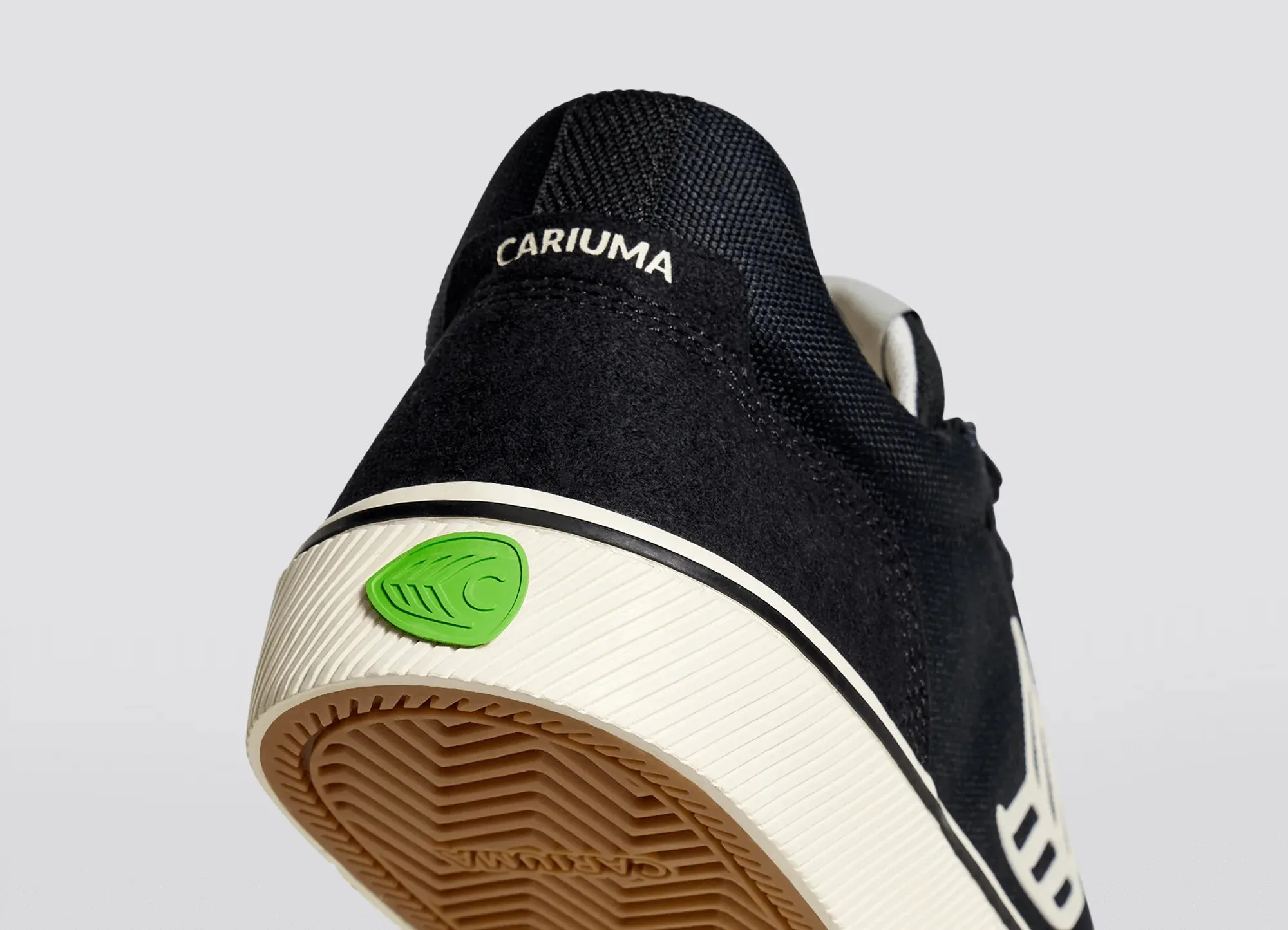 Cariuma Vallely Skate Black Suede And Cordura Ivory