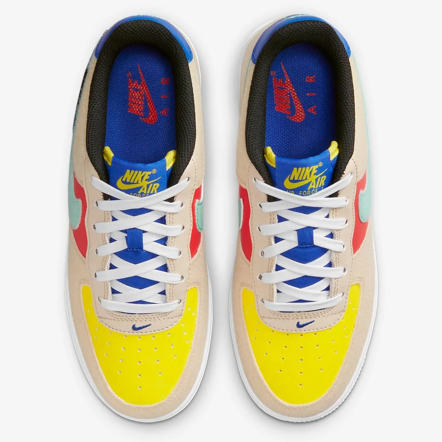 Nike Boy's Air Force 1 LV8 2 (Big Kid)