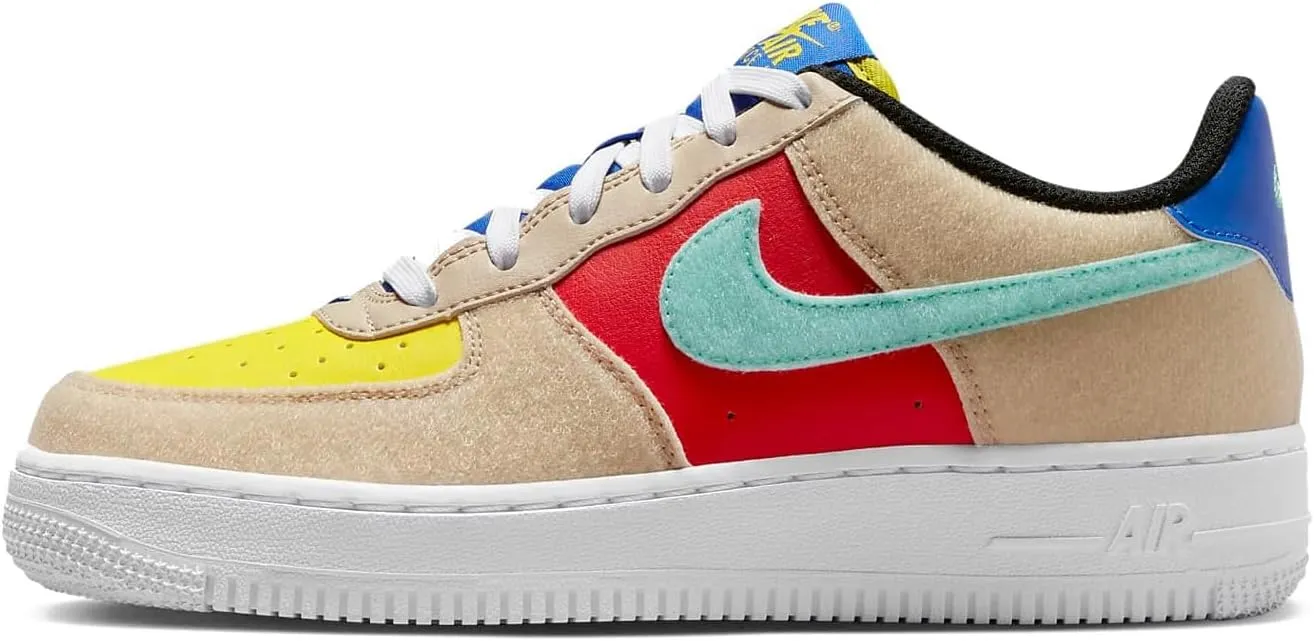 Nike Boy's Air Force 1 LV8 2 (Big Kid)