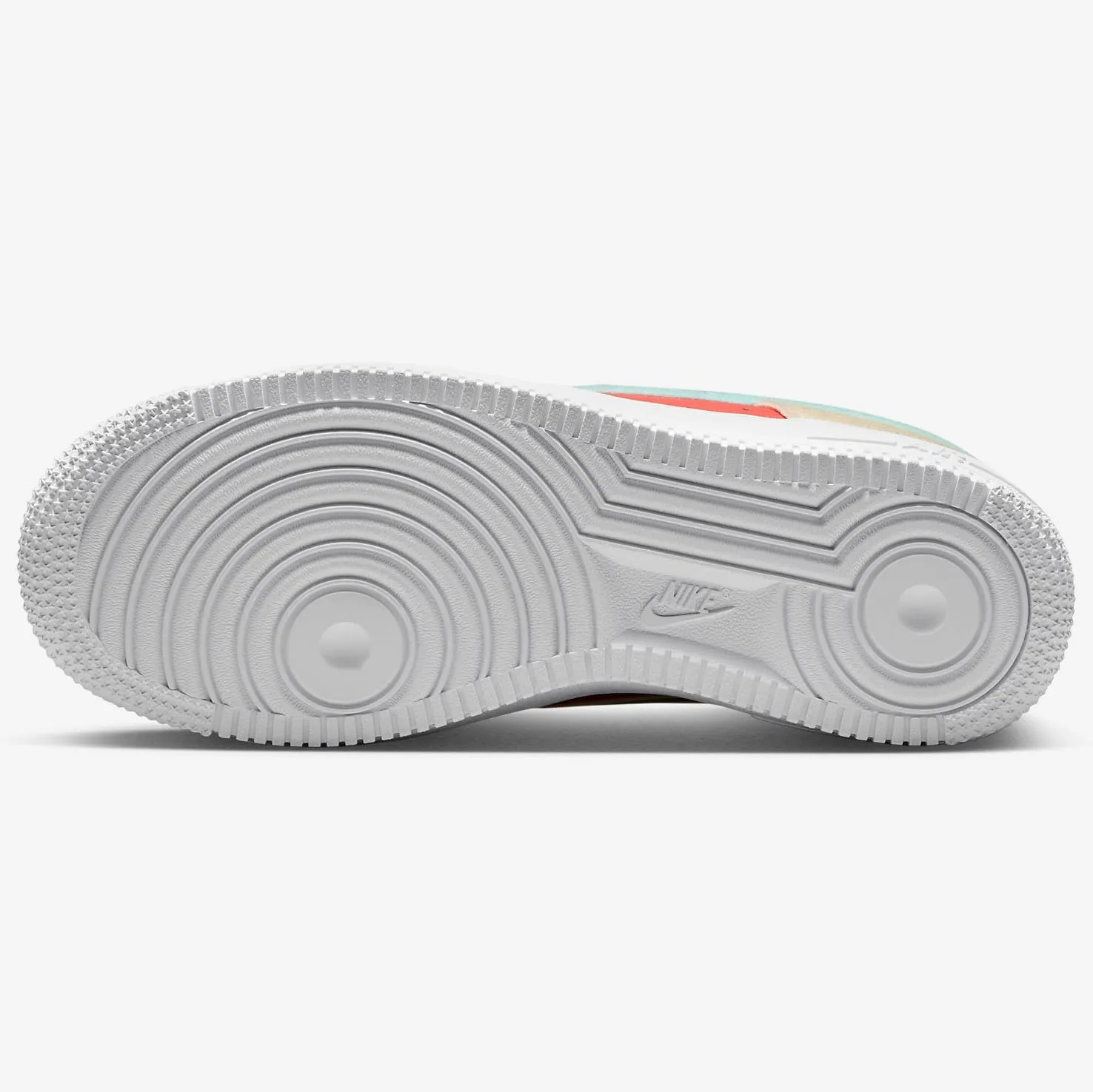 Nike Boy's Air Force 1 LV8 2 (Big Kid)