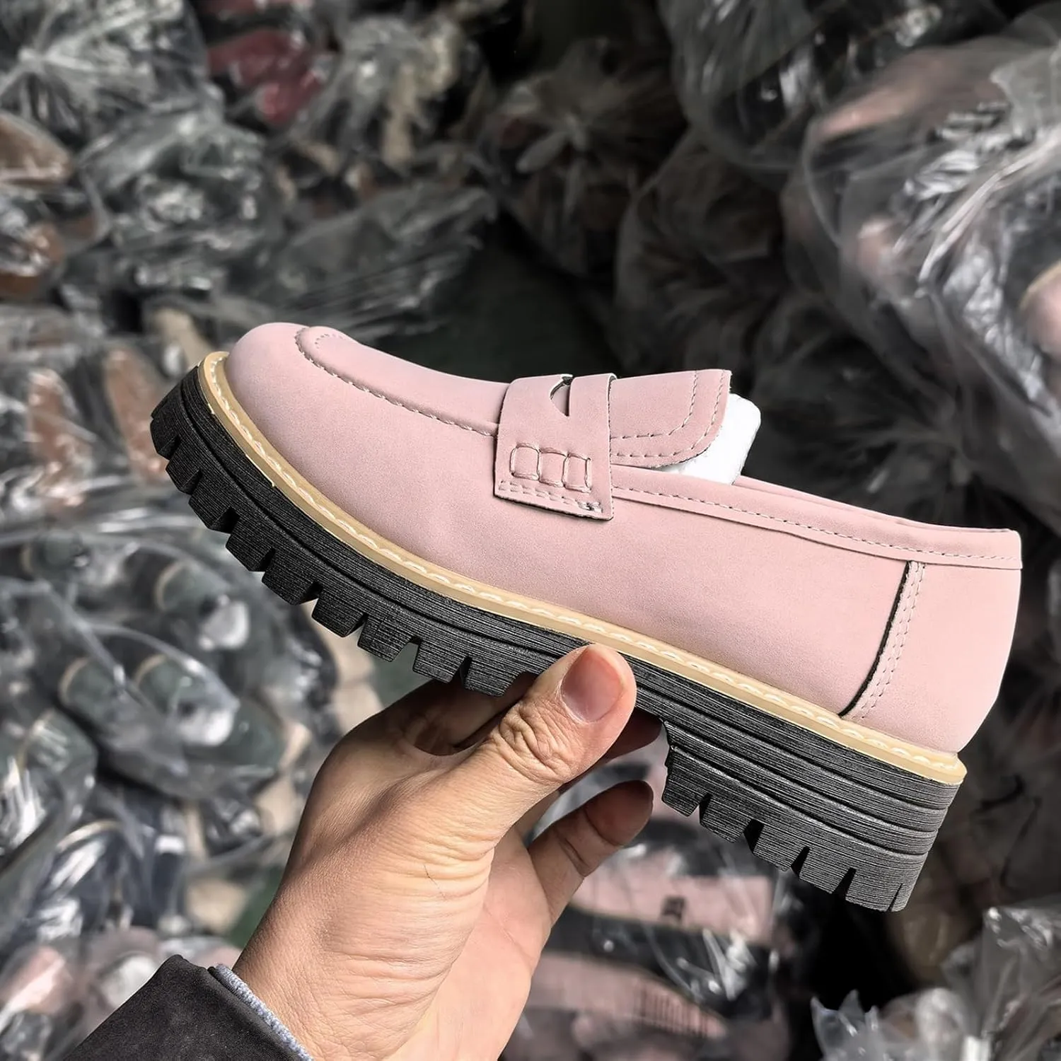 Women's Comfortable Chunky Slip On Platform Loafers,Non Slip Comfortable Round Toe Flats Lug Sole Walking Casual Shoes